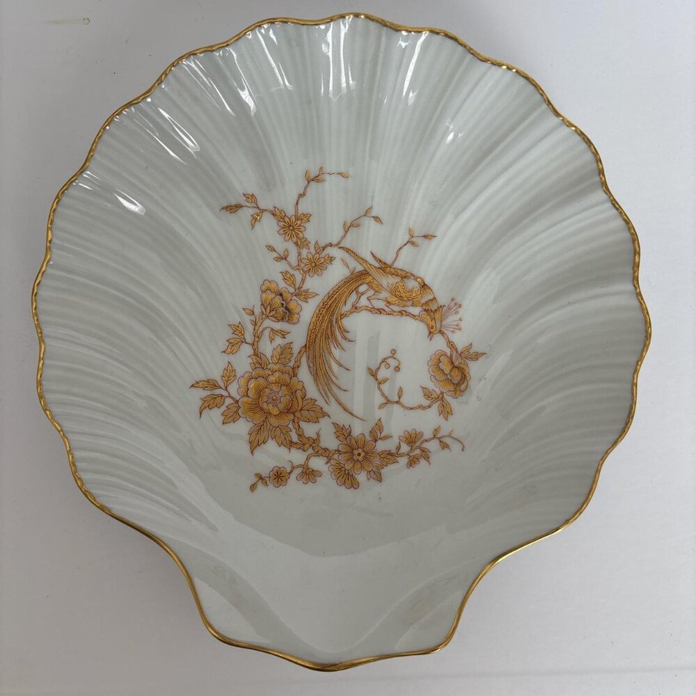 White and Cream Dinnerware